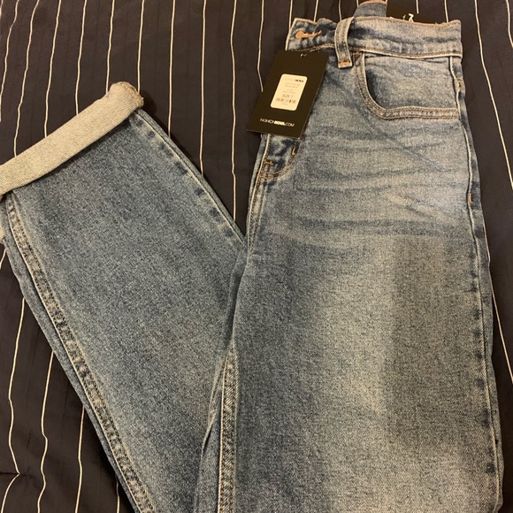 NEW FASHION NOVA JEANS SIZE 7 - Picture 1 of 1